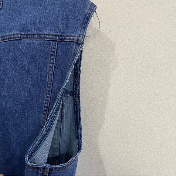 ASOS Blue Denim Trucker Jean Vest Oversized Sleeveless Medium Wash US 6 / UK 10 - Picture 8 of 12